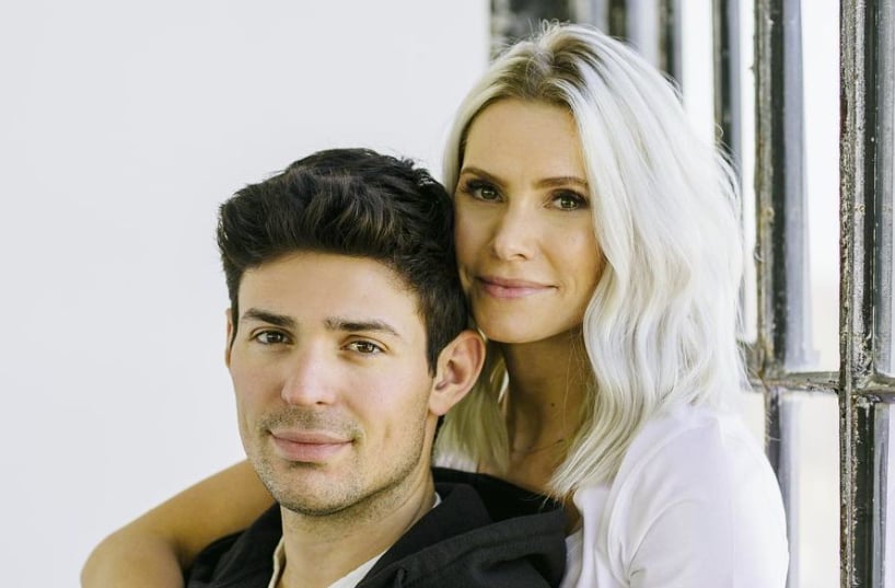Angela Price partage une adorable photo de Carey et leur fils