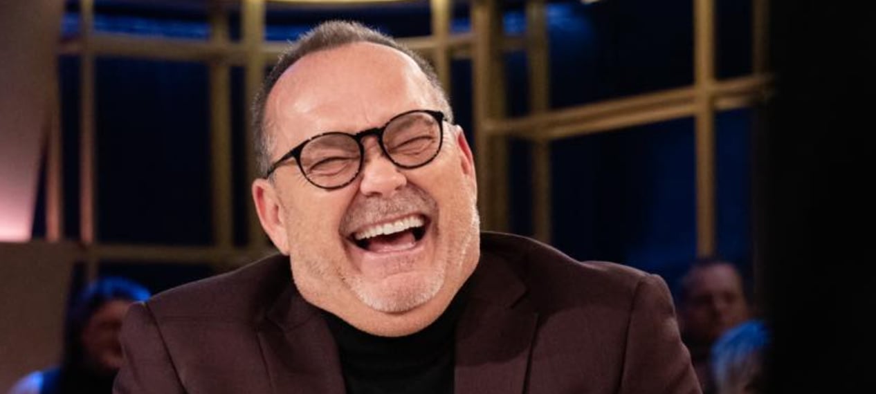 Un autre animateur s'amène à « Ça finit bien la semaine » pour remplacer Jean-Michel Anctil le temps d'un soir.
