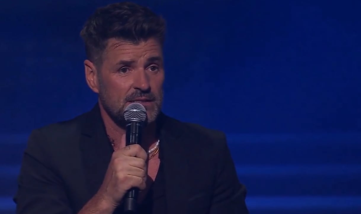 Marc Dupré a annulé à la dernière minute sa récente présence sur scène et la machine à rumeurs s'emballe