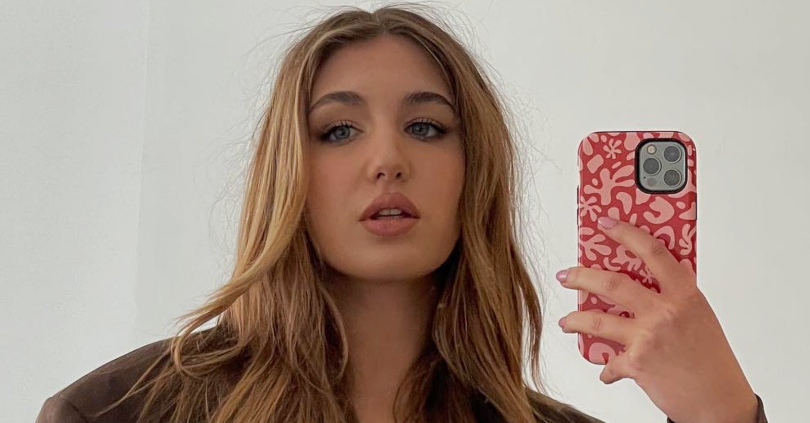 Sophie Nélisse fait tourner toutes les têtes en maillot de bain sous le soleil du Mexique