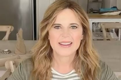 Julie Snyder dédie une bouleversante lettre à Marie-Annick Lépine, la veuve de Karl Tremblay