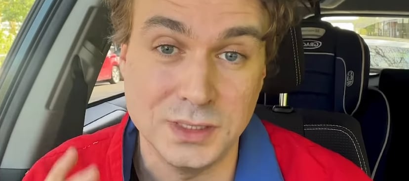 Arnaud Soly ramasse les adultes qui s'en prennent aux jeunes concernant la grève pour les cellulaires en classe