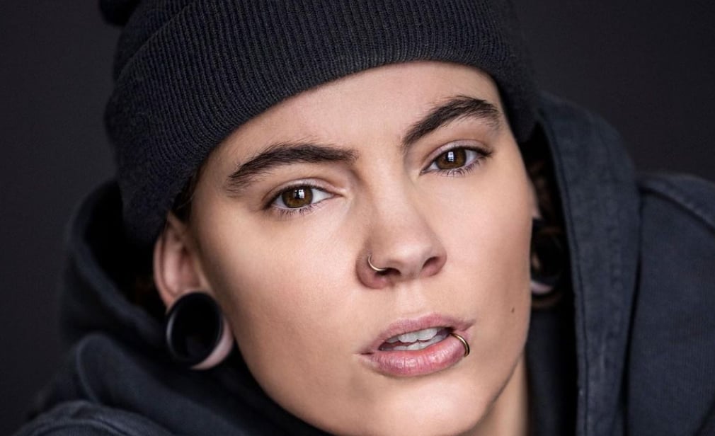Roxane Bruneau se rase les cheveux pour une raison bien précise