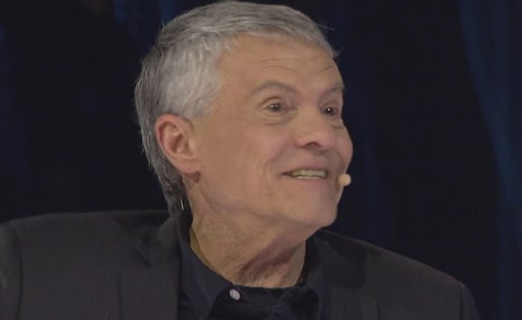 Les vedettes rendent hommage à Paul Houde suite à l'annonce de son décès