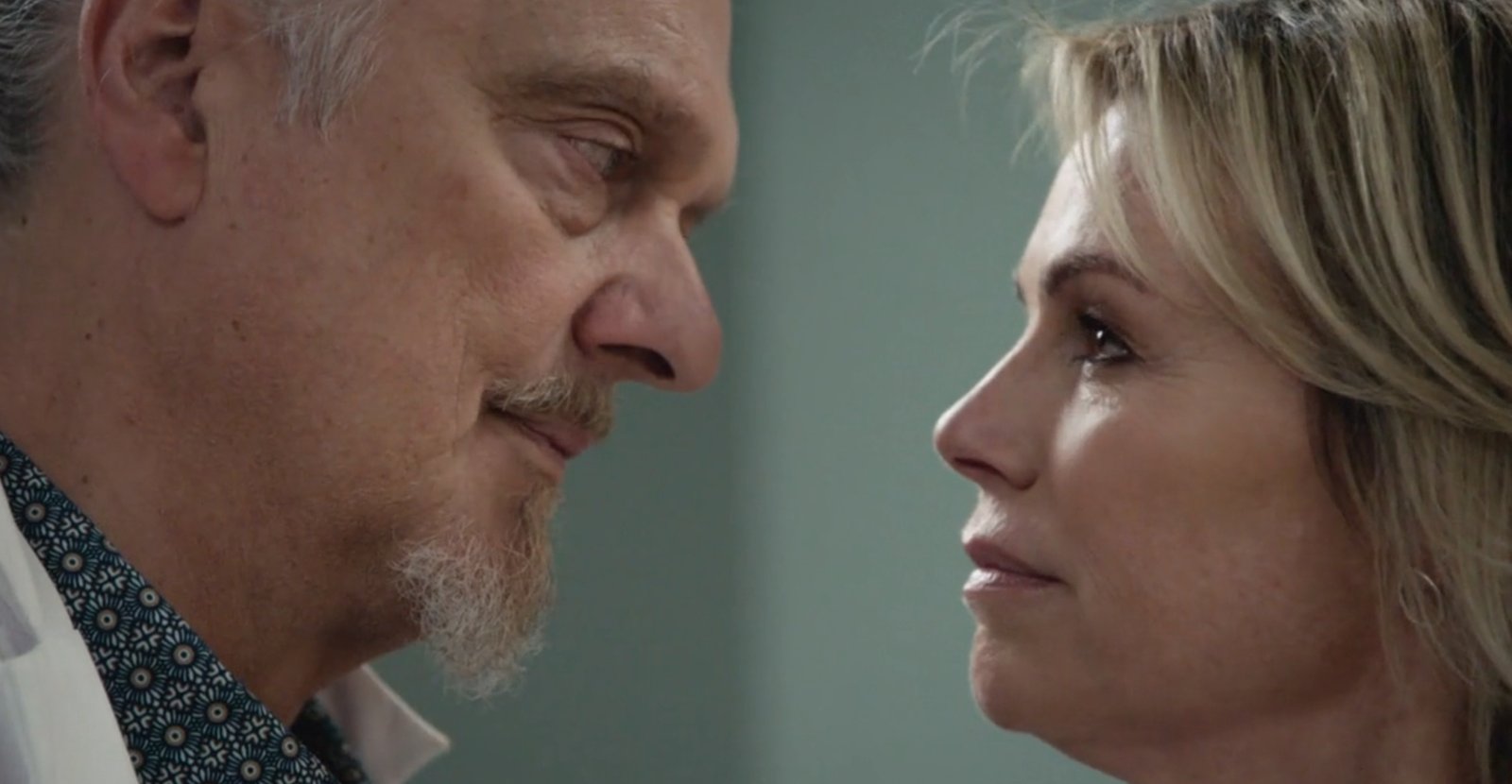 La performance de Normand D'Amour et Caroline Néron dans STAT fait fortement réagir