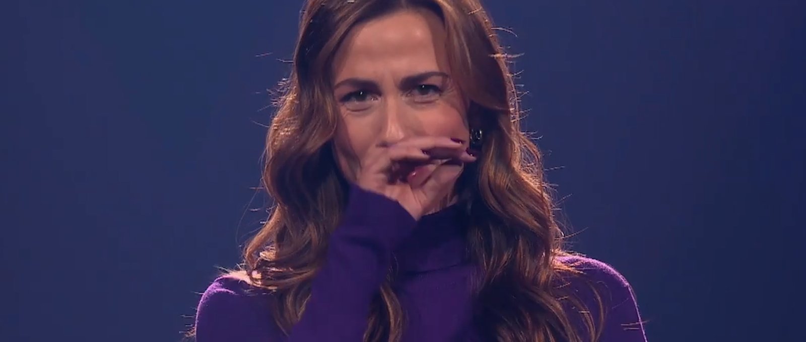 Julie St-Pierre revient sur sa prestation extraordinaire à La Voix et répond à la question sur toutes les lèvres