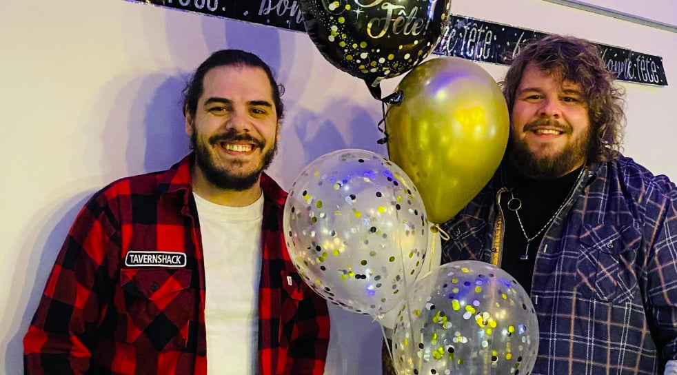Érik Caouette de 2Frères annonce qu'il est en couple