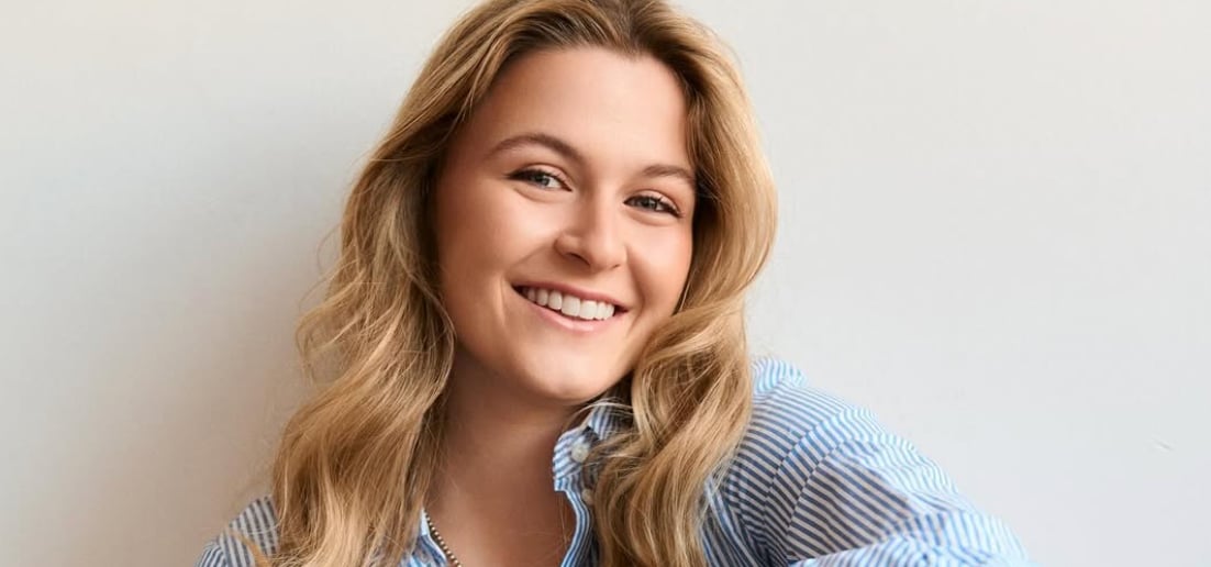 La fille de Véronique Cloutier et Louis Morissette publie des photos de son voyage en France et un détail retient l'attention