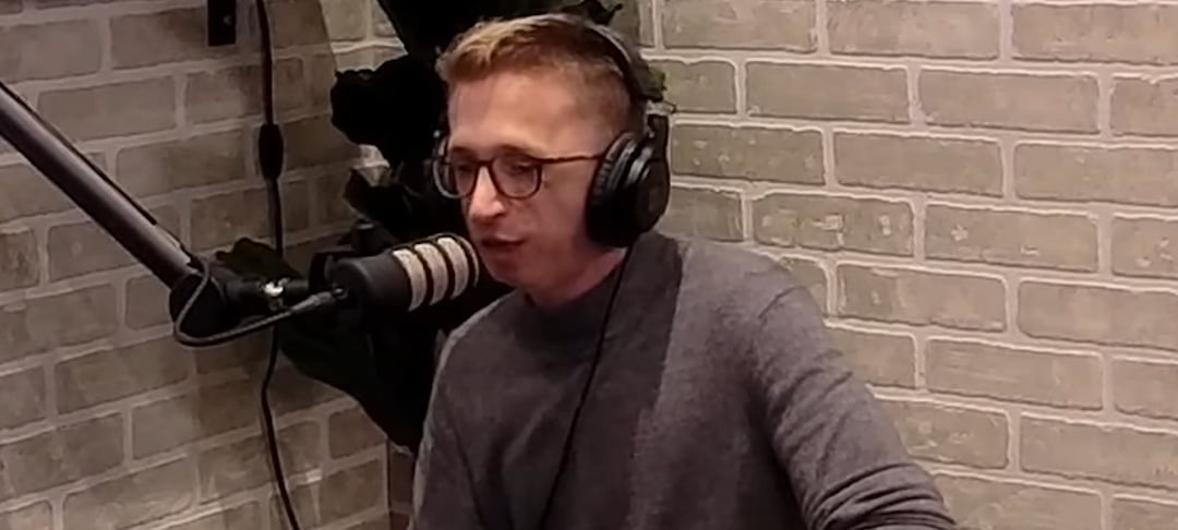 Jérémy Gabriel dévoile que sa mère l'a mis dehors de la maison à 17 ans, lorsqu'il a fait son coming-out