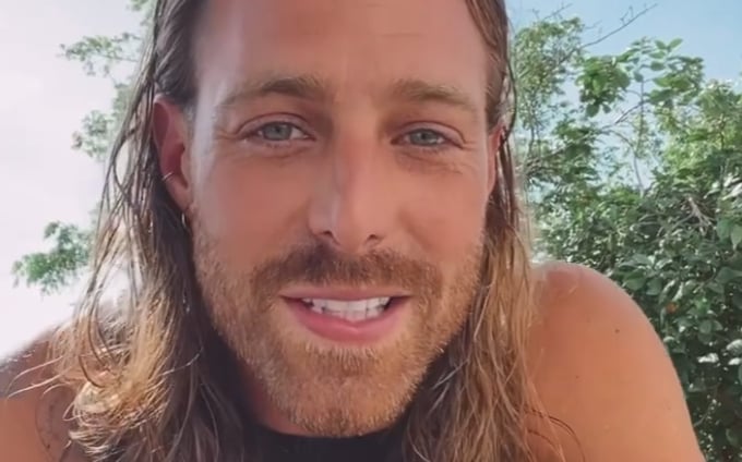 Cette nouvelle chanson de Jonathan Roy enflamme les médias sociaux