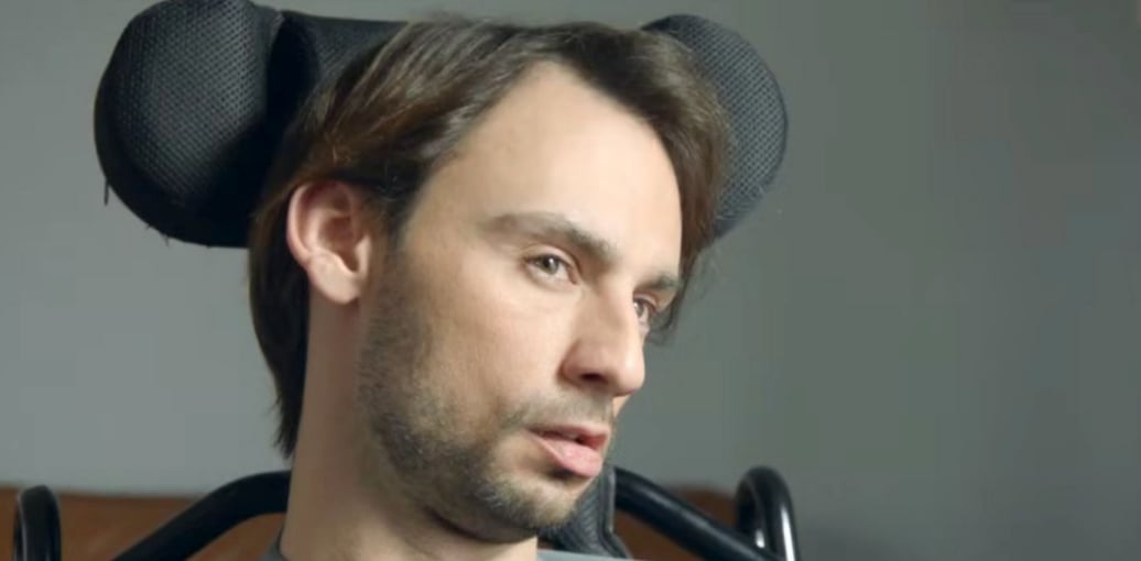 Dominik Dagenais qui joue Thomas Aubé dans STAT est un grand ami de cette comédienne de la série