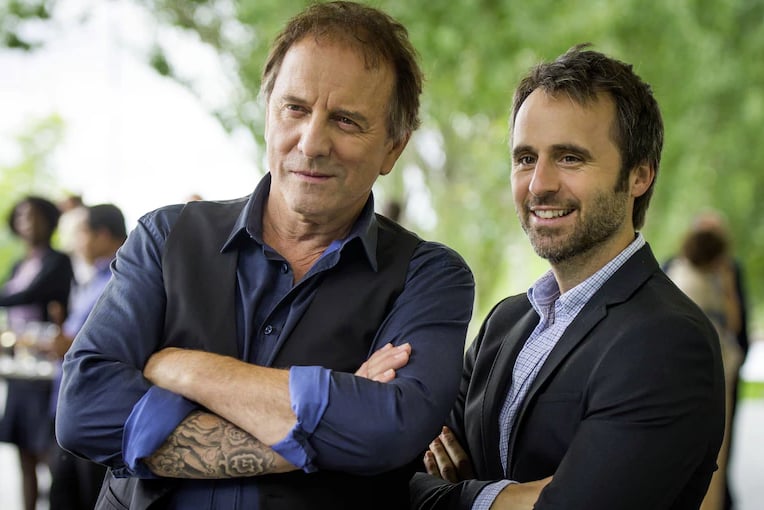 Louis-José Houde rend un vibrant hommage à Michel Côté avec qui il a joué dans De père en flic