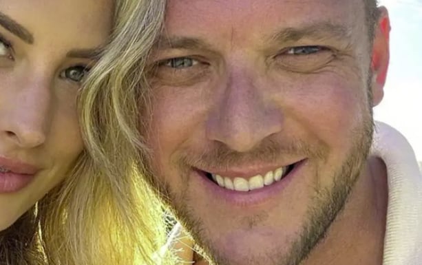 Voici de nouveaux détails concernant la nouvelle blonde de Mathieu Baron