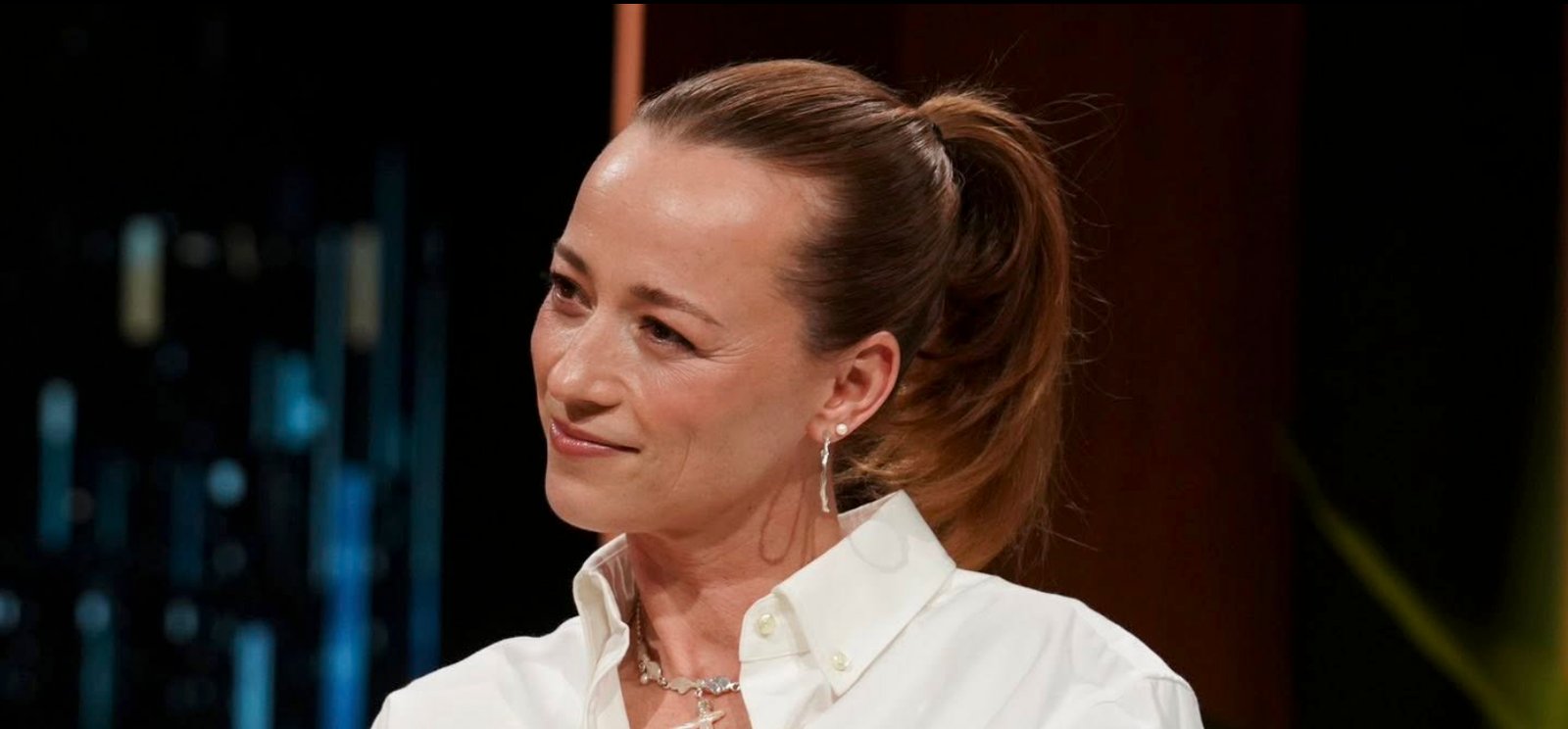 Karine Vanasse dévoile pourquoi elle a décidé d'exposer sa relation amoureuse au grand jour