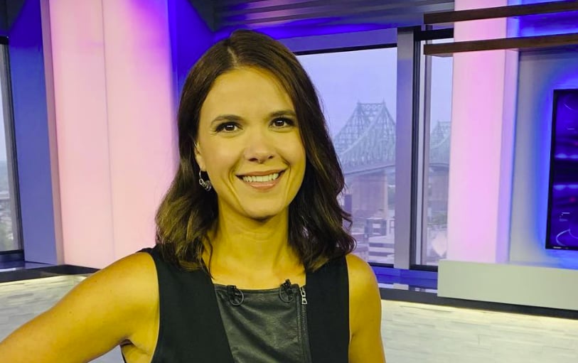 Impossible de ne pas tomber sous le charme d'Élizabeth Rancourt et sa belle robe jaune