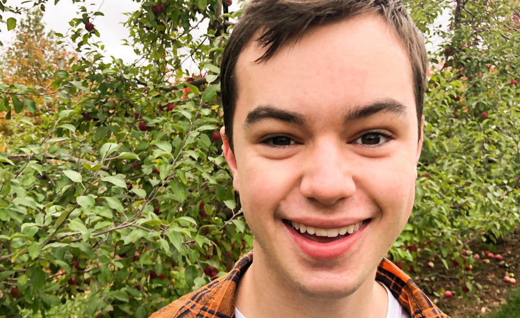 Benjamin Gratton et sa blonde plus amoureux que jamais sur une nouvelle photo