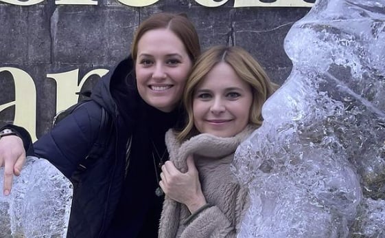 Julie Snyder raconte une histoire très touchante en lien avec la mère de Romy et Norah Carpentier