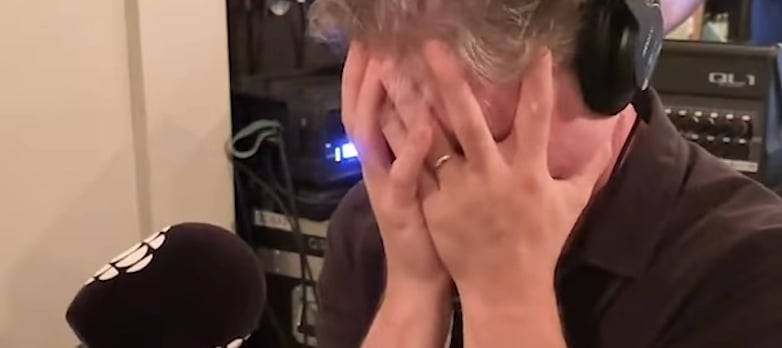 «Je suis en train de mourir!» Jean-François Breau vit un immense malaise en direct à la radio