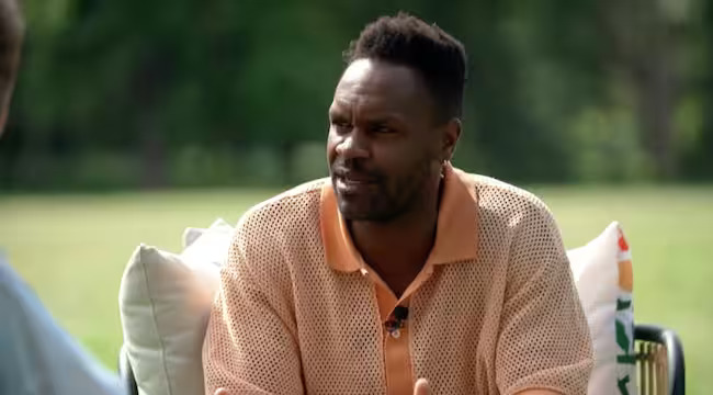 Pierre-Yves Lord se confie avec émotion à propos d'une attaque raciste