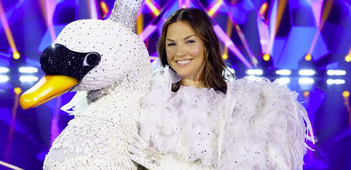 Gabrielle Destroismaisons brise le silence après sa victoire à Chanteurs masqués