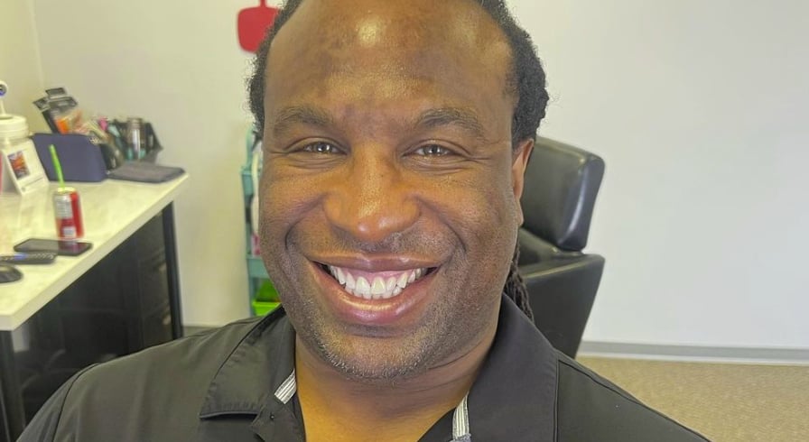 Georges Laraque publie une adorable photo avec un enfant qui a gagné son combat contre la leucémie