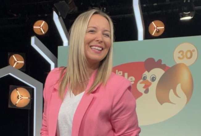 Julie Houle de La poule aux œufs d'or partage une adorable photo de sa fille