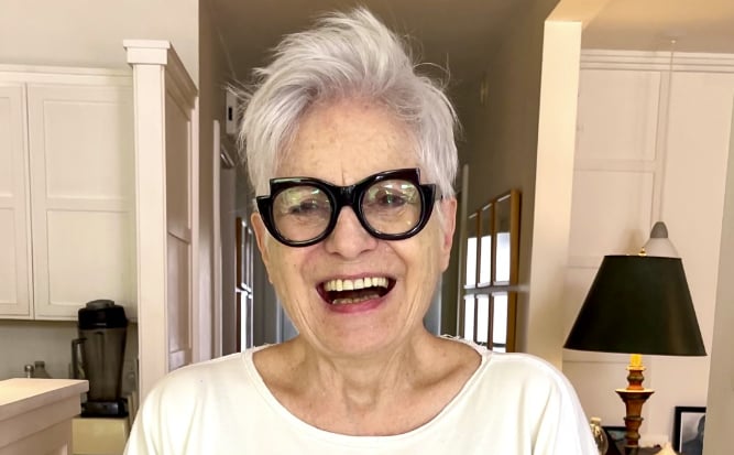 Louise Latraverse est en deuil de son frère Guy Latraverse et elle partage une photo déchirante