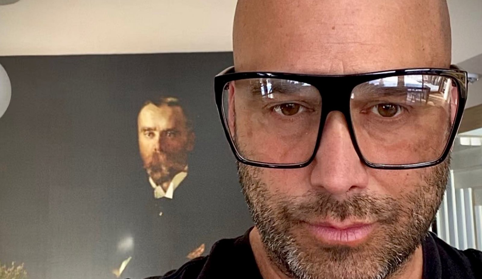 Daniel Corbin publie une première photo avec celle qui semble être sa nouvelle amoureuse