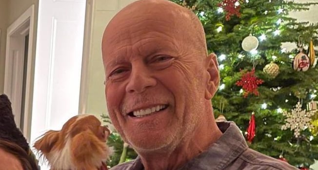Bruce Willis passe de magnifiques moments pendant les fêtes en compagnie de ses proches. 