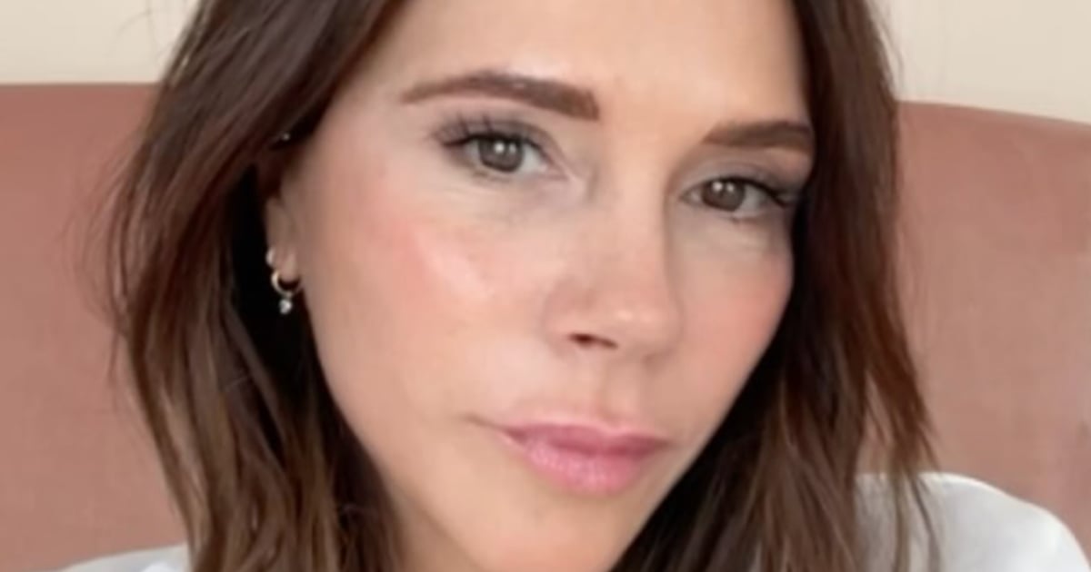 Victoria Beckham dévoile la raison déchirante pour laquelle elle sourit rarement sur les photos