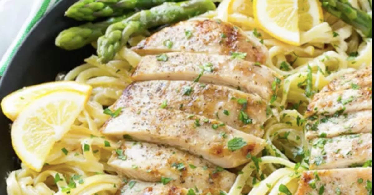 Fabuleuses pâtes aux asperges, au citron et au poulet