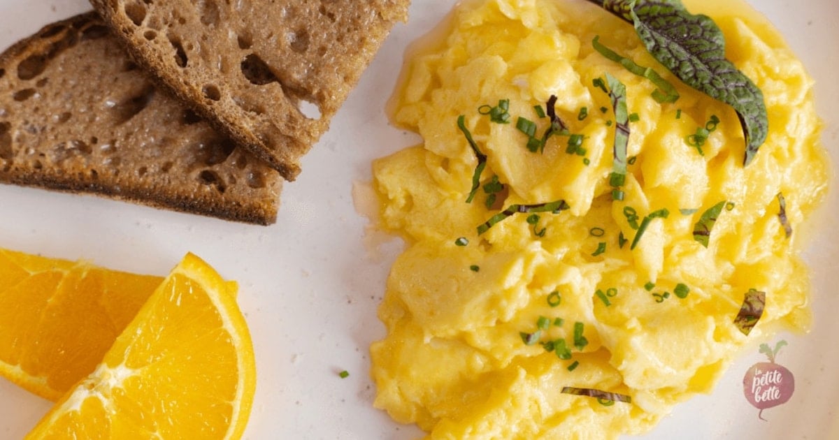 Les 2 secrets pour réussir les oeufs brouillés parfais