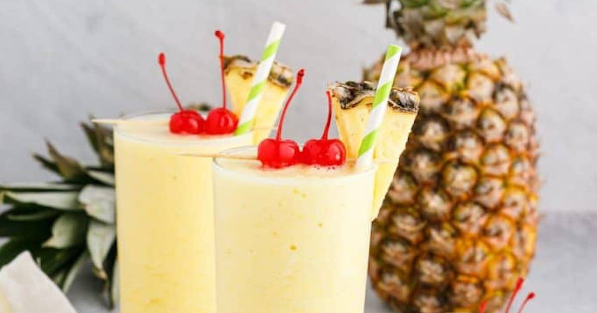 Le cocktail à savourer au bord de la piscine: la slush rhum, ananas et noix de coco!