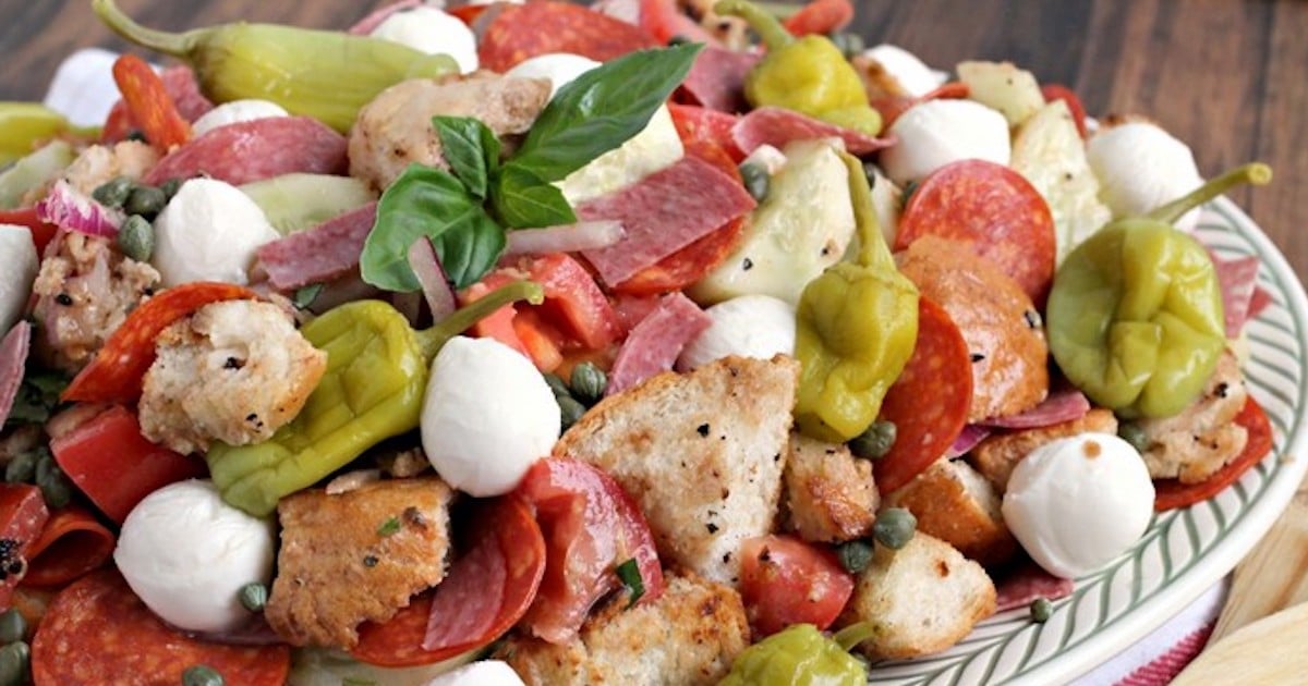 Salade d'antipasti italienne 