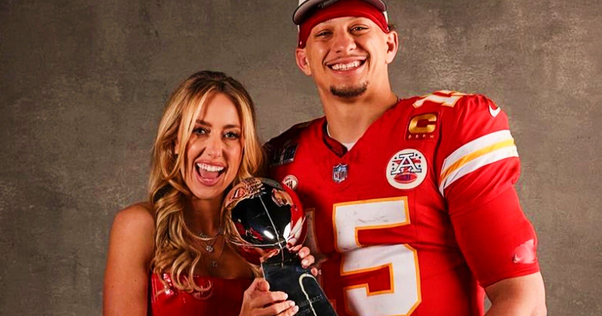 La femme de Patrick Mahomes en met plein la vue dans des photos en maillot de bain