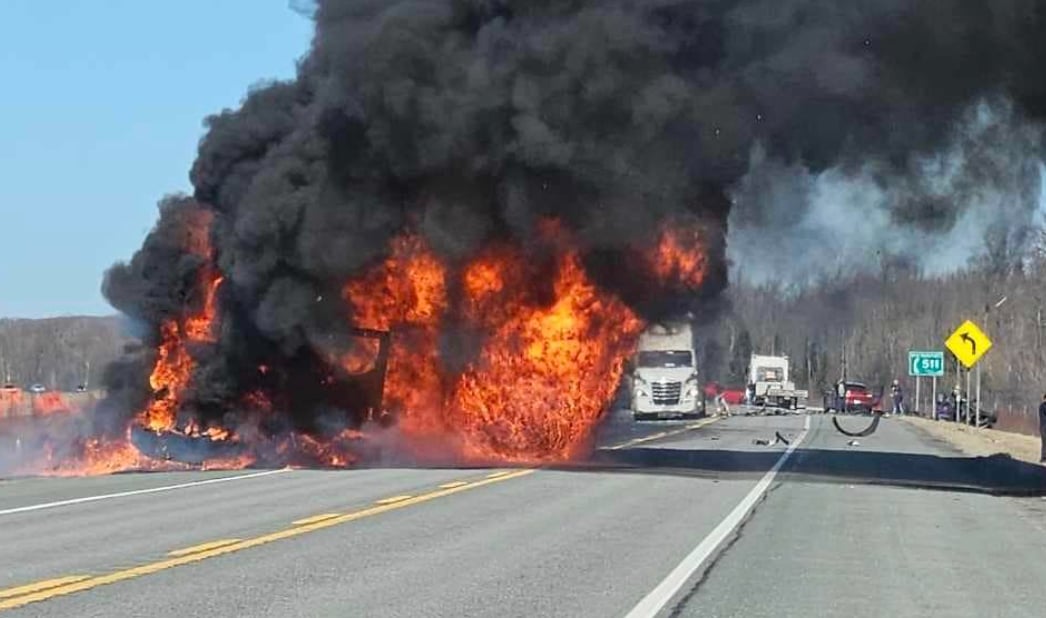 Un grave accident cause la fermeture d'une autoroute 
