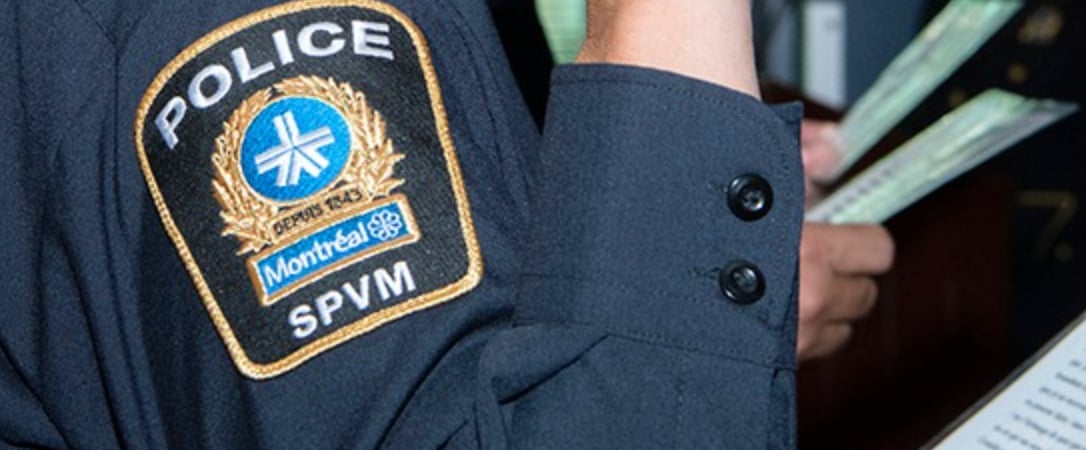 La police lance un avertissement aux parents concernant les photos de la rentrée scolaire.