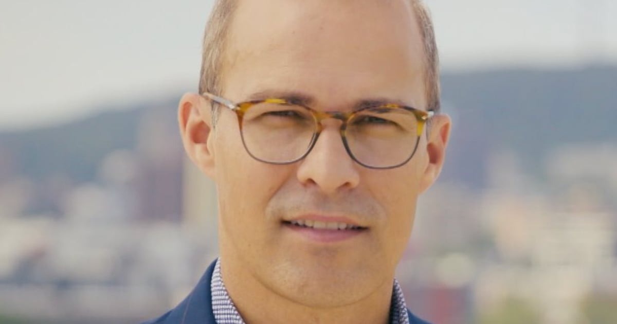 Yves Poirier tente de coincer la fausse avocate TikTok
