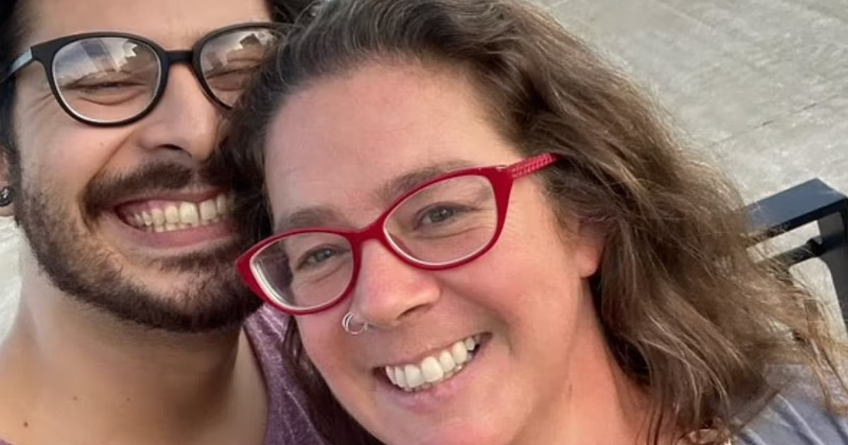 « Je suis mariée avec un homme 20 ans plus jeune que moi et on se partage une amoureuse »